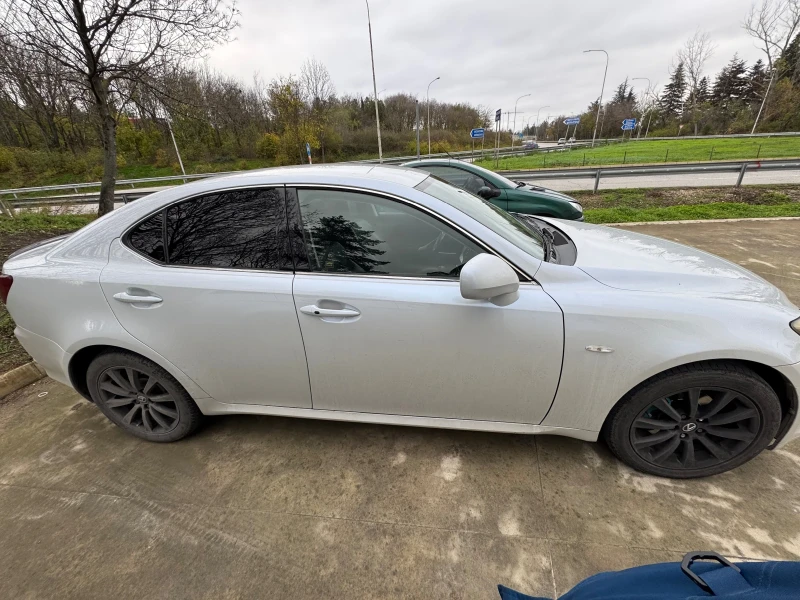Lexus IS 220d, снимка 7 - Автомобили и джипове - 52772418