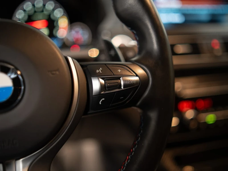 BMW M6 * GRAN COUPE | ULTIMATE PKG | B&O | HUD | 20 IN * , снимка 11 - Автомобили и джипове - 52801958