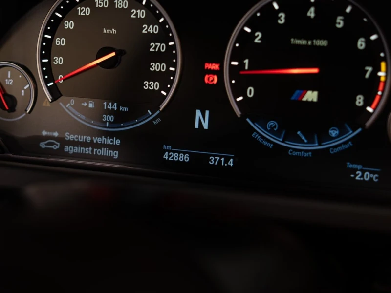 BMW M6 * GRAN COUPE | ULTIMATE PKG | B&O | HUD | 20 IN * , снимка 12 - Автомобили и джипове - 52801958