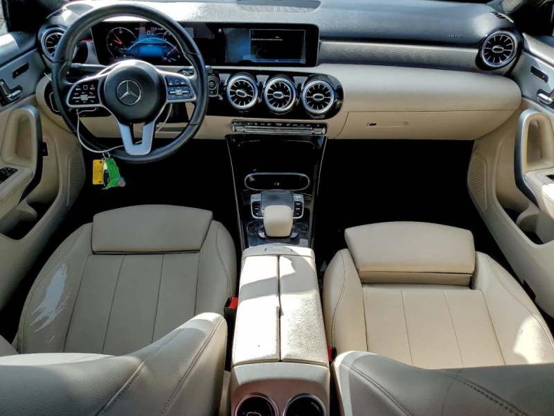 Mercedes-Benz A 220 ПЕРФЕКТНА* РЕАЛНИ КМ, снимка 7 - Автомобили и джипове - 52852613