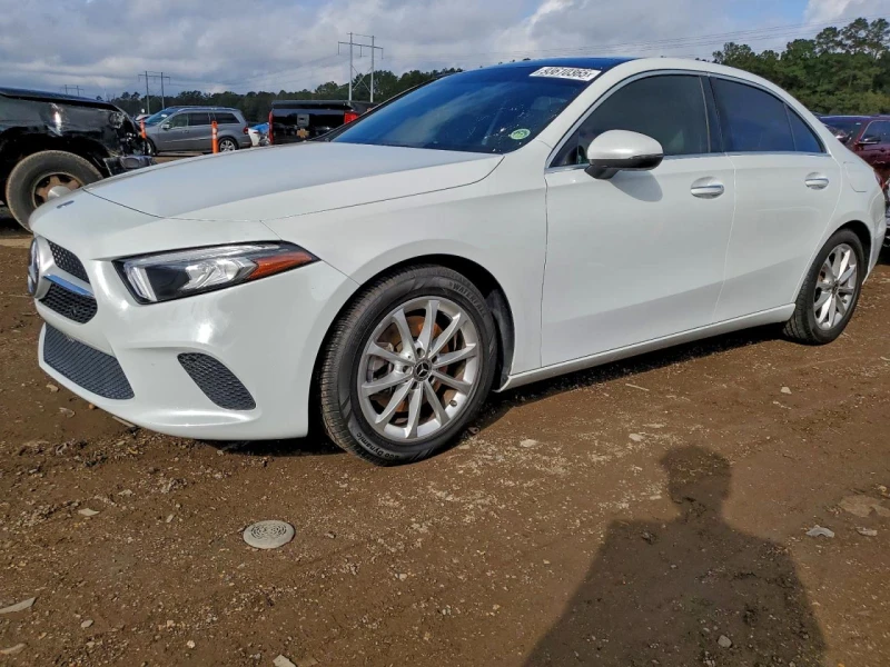 Mercedes-Benz A 220 ПЕРФЕКТНА* РЕАЛНИ КМ