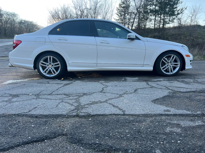 Mercedes-Benz C 300 Бензин, снимка 3 - Автомобили и джипове - 52917751