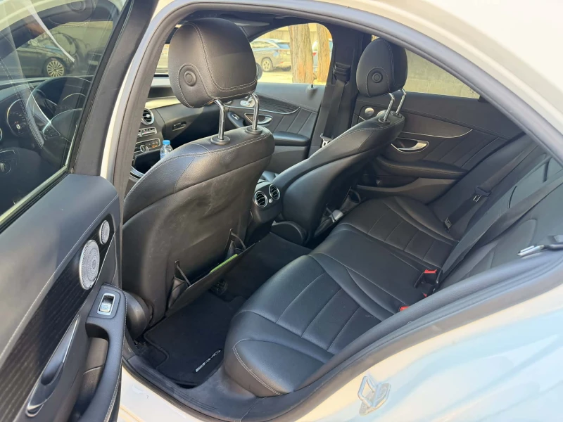 Mercedes-Benz C 400 4Matic, снимка 7 - Автомобили и джипове - 53109432