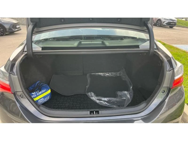 Toyota Corolla Luna - изображение 10