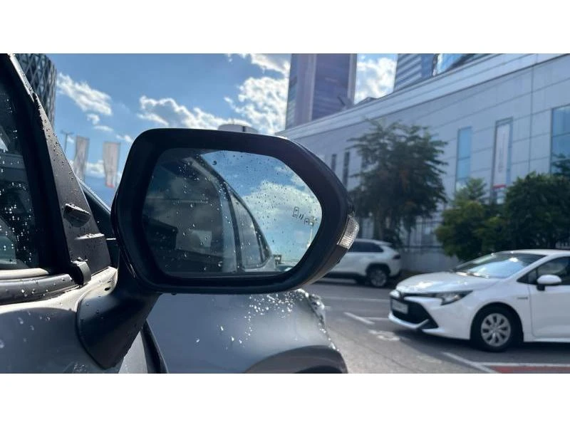 Toyota Yaris Cross 1.5HSD PREMIERE AWD, снимка 7 - Автомобили и джипове - 55883558