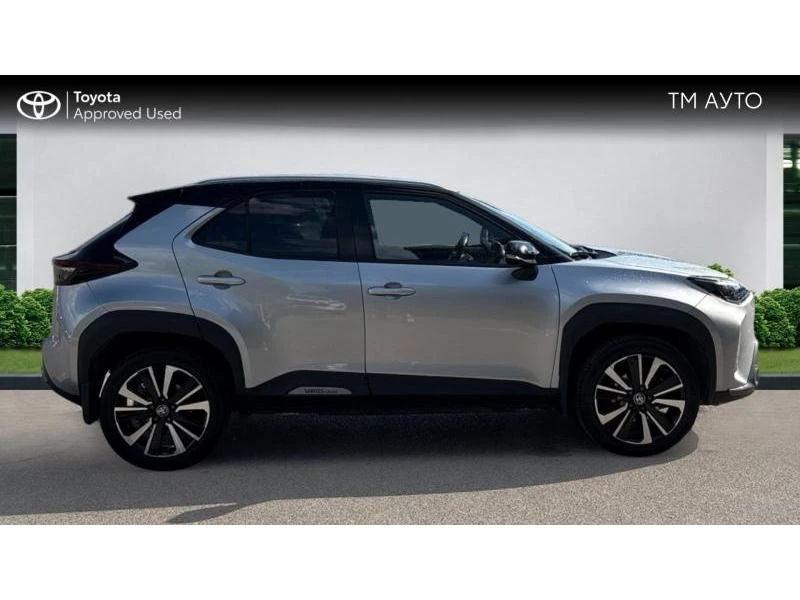 Toyota Yaris Cross 1.5HSD PREMIERE AWD, снимка 17 - Автомобили и джипове - 55883558