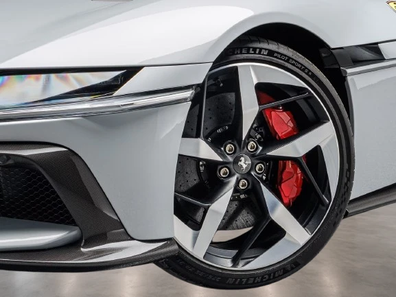 Ferrari 12 Cilindri = Carbon Ceramic Brakes = �������� | Mobile.bg � ����������� 5