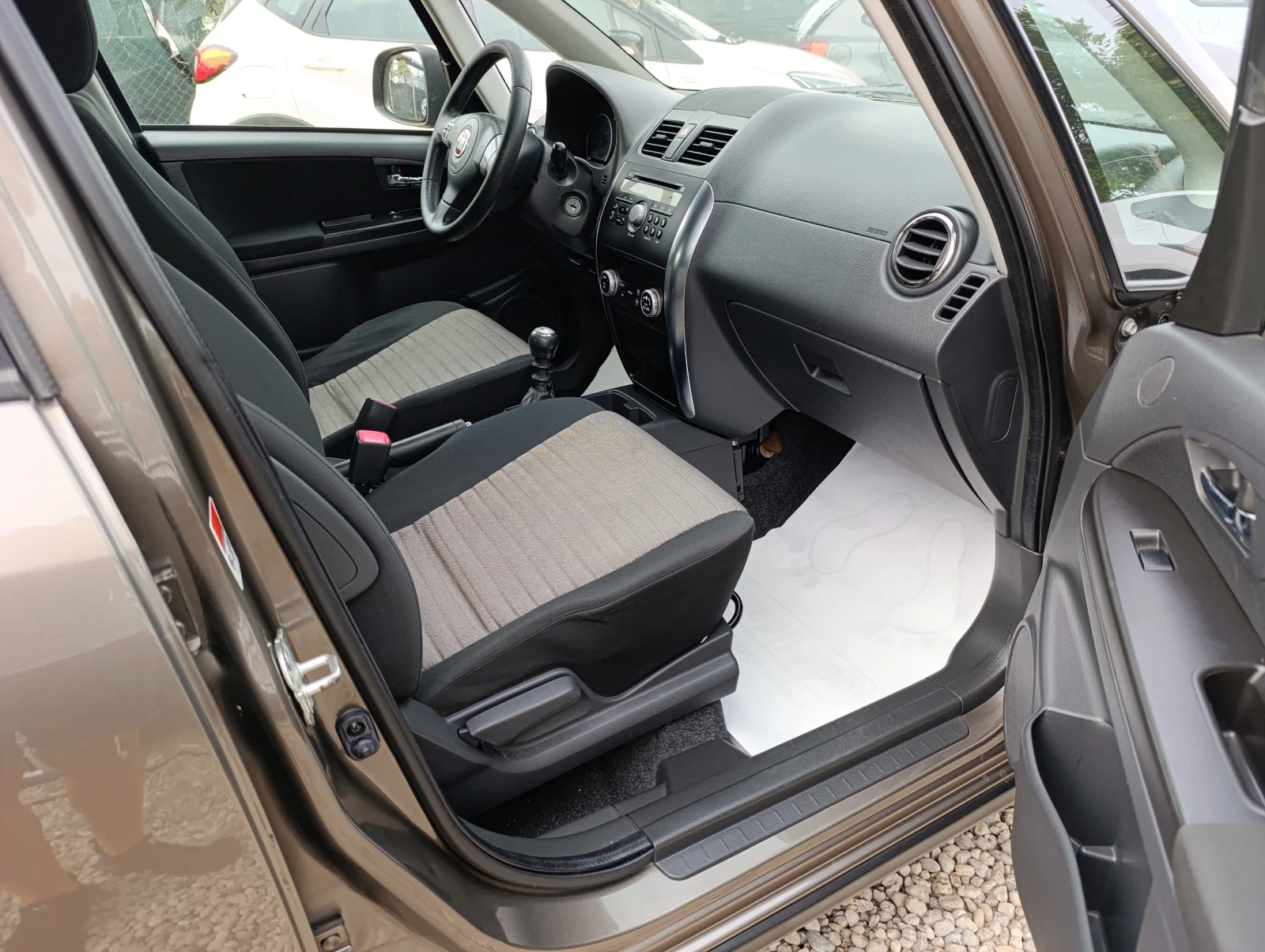 Fiat Sedici      4 х 4 | Mobile.bg — изображение 10