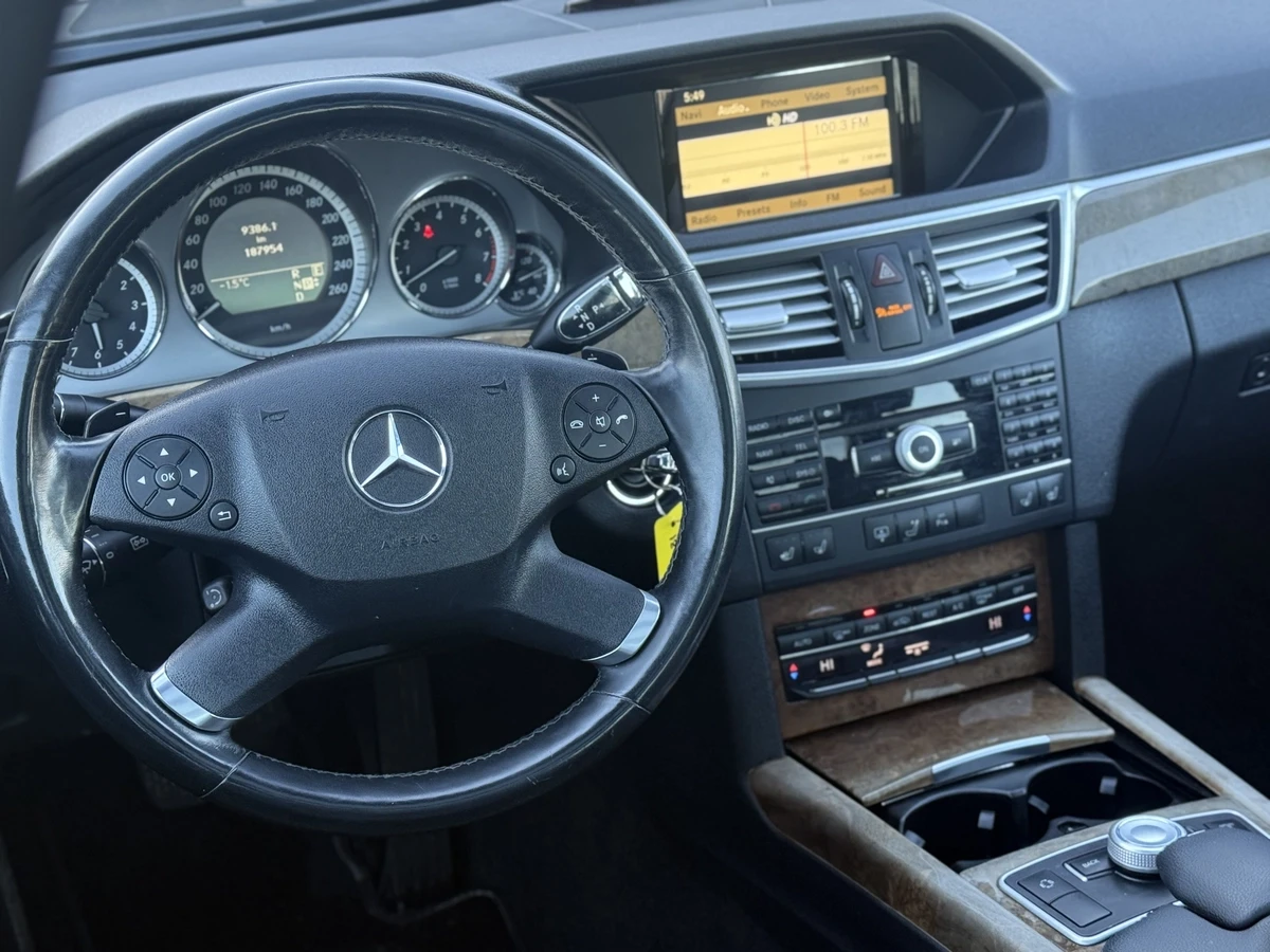 Mercedes-Benz E 500 4Matic  - изображение 7