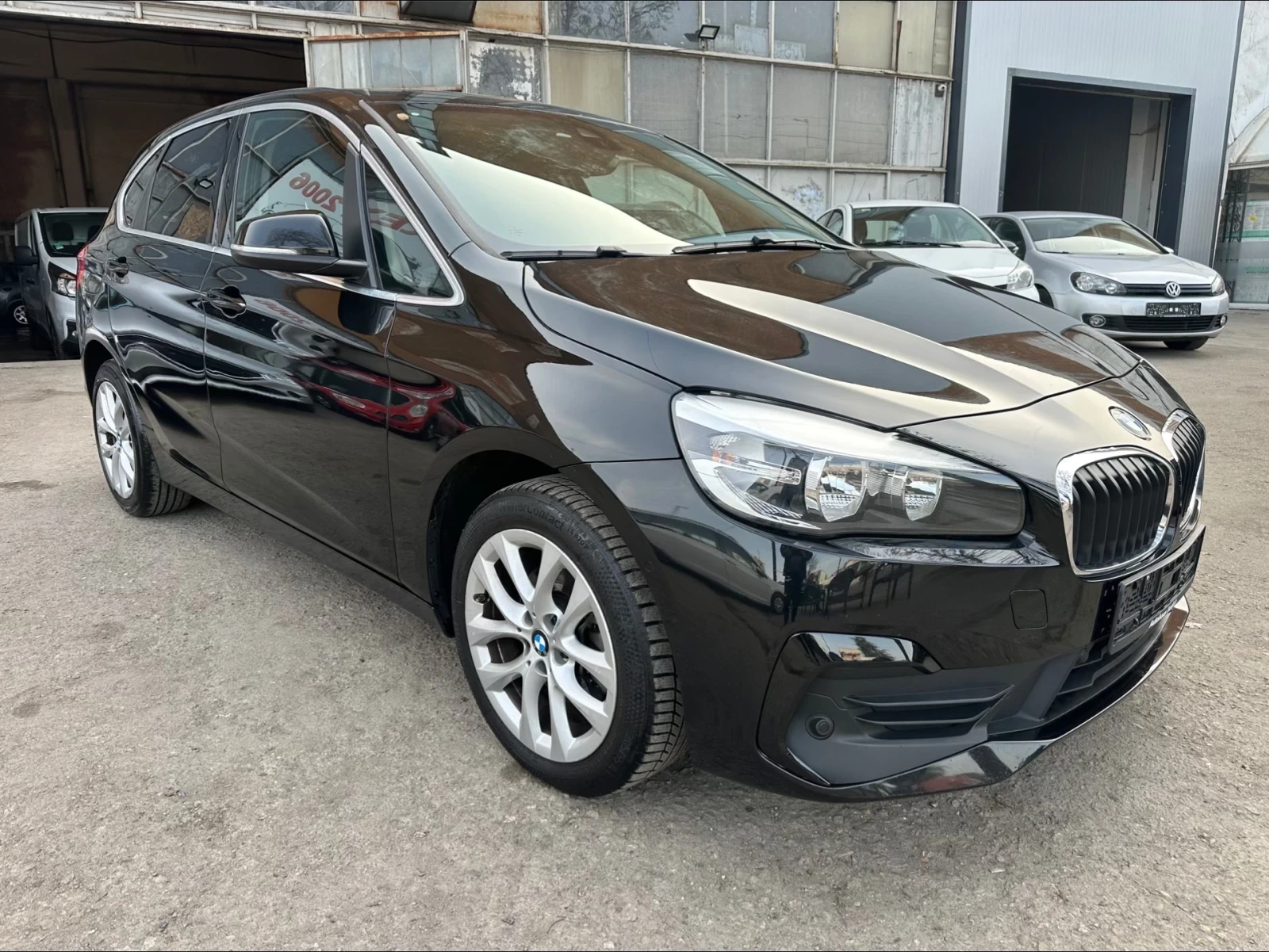 BMW 2 Active Tourer 216d - изображение 2