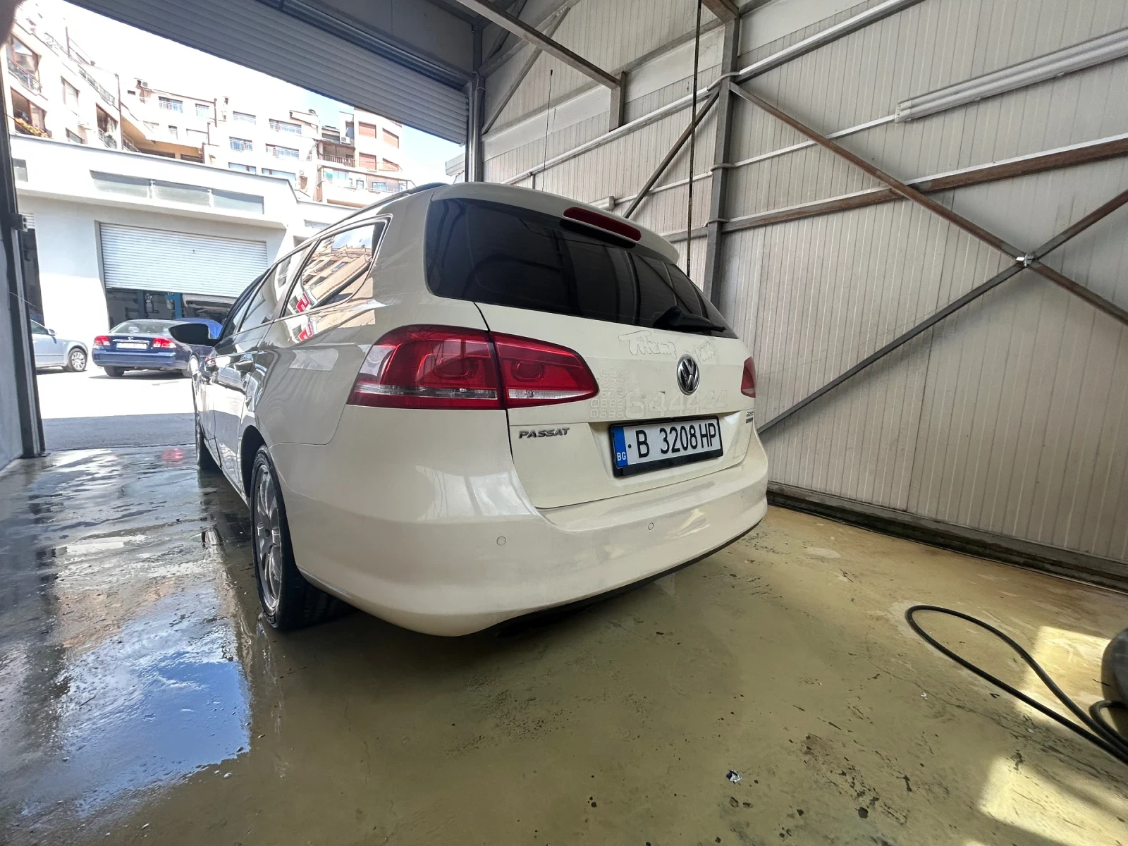 VW Passat Б7 - изображение 6