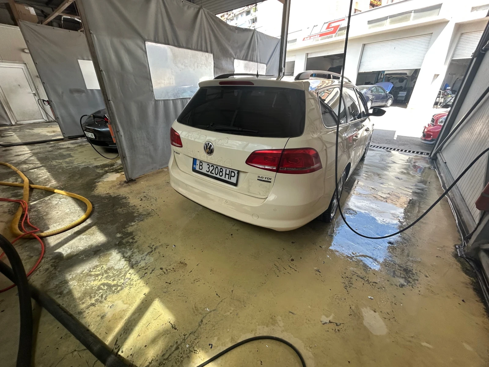 VW Passat Б7 - изображение 7