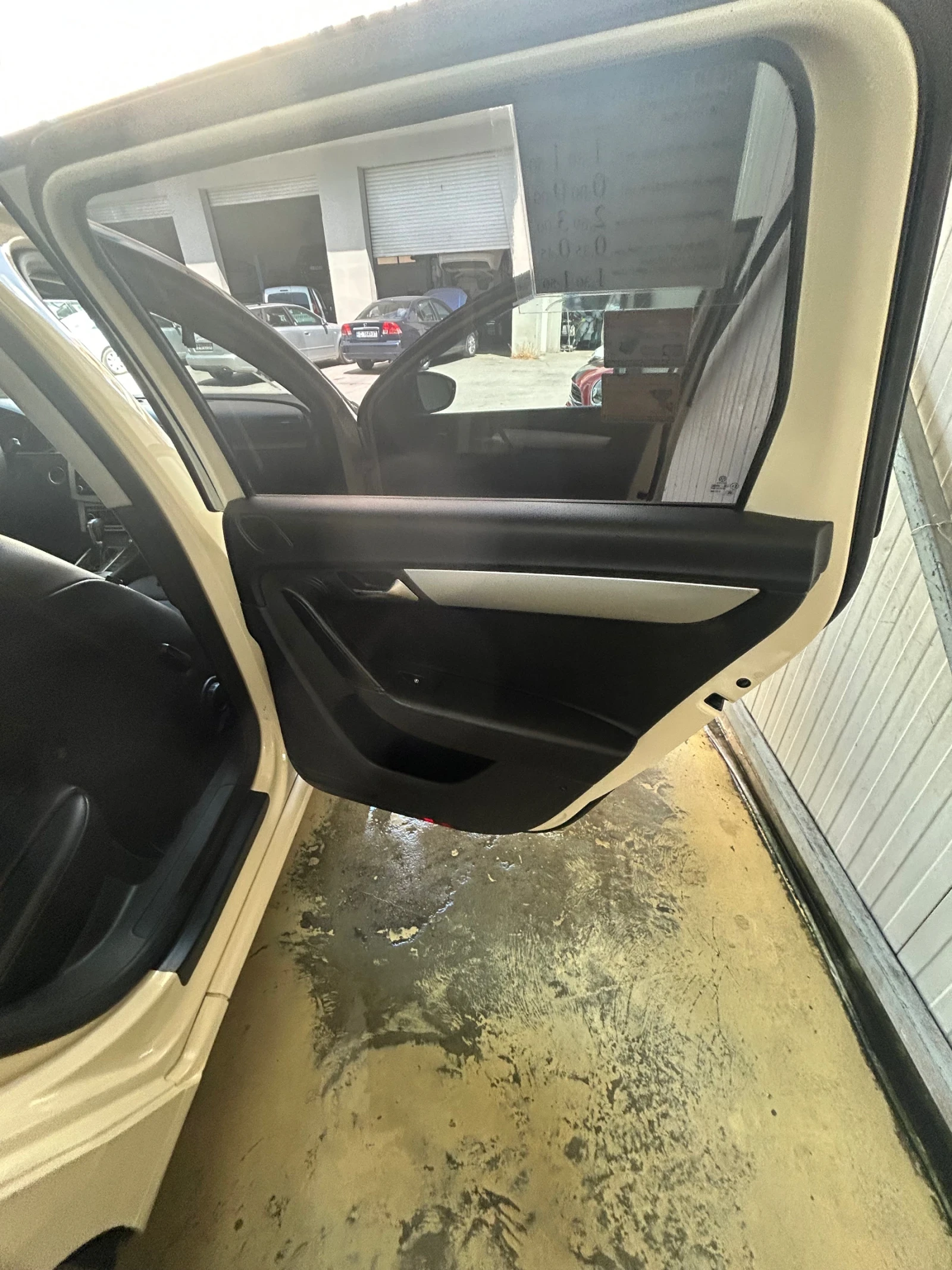 VW Passat Б7 - изображение 8