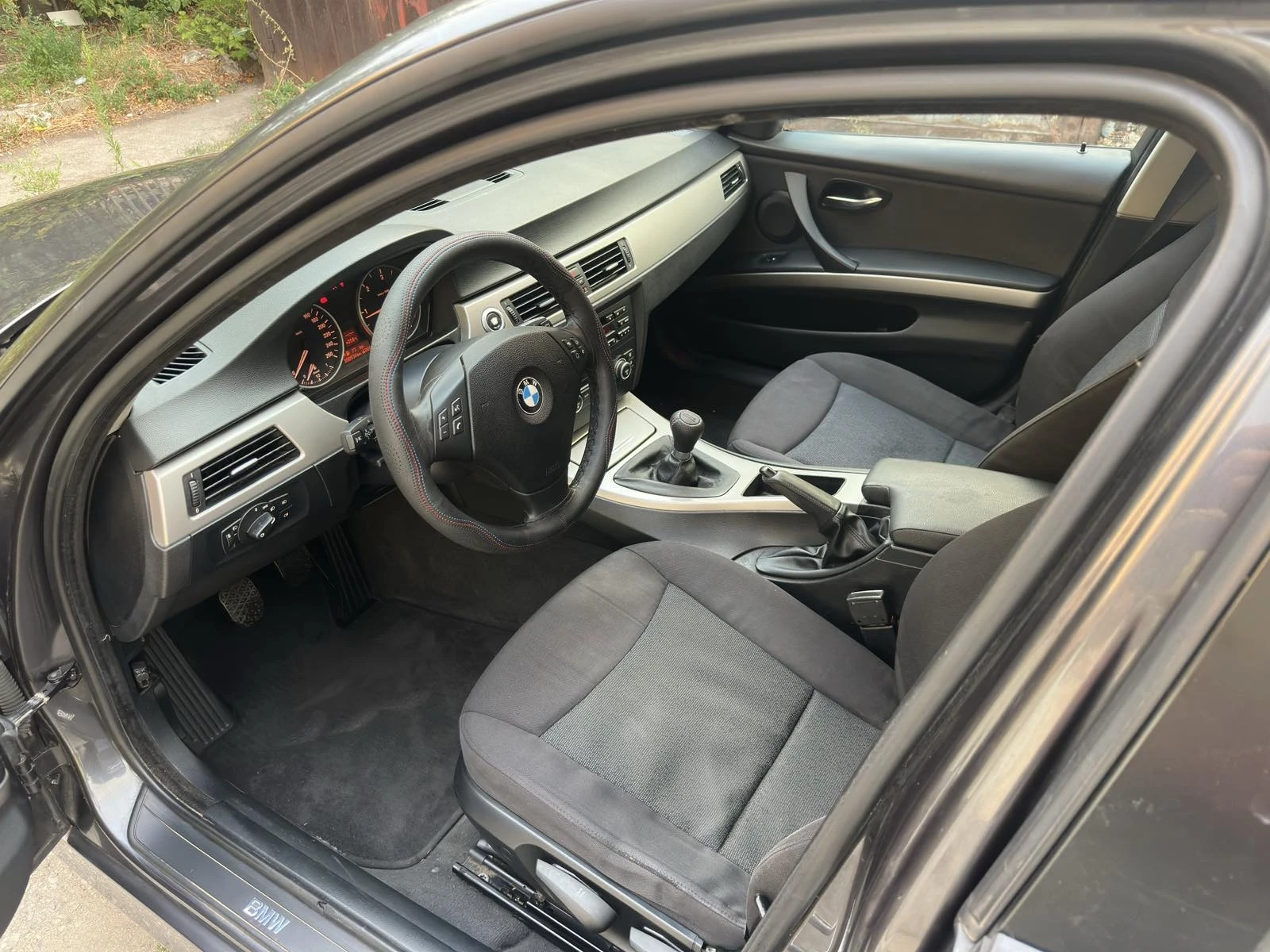 BMW 320 Д 163кс - изображение 9