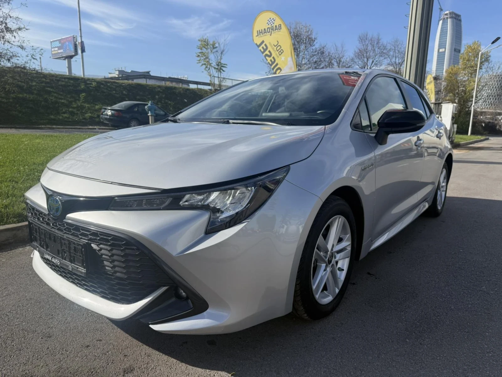 Toyota Corolla HYBRID 70000 | Mobile.bg   1