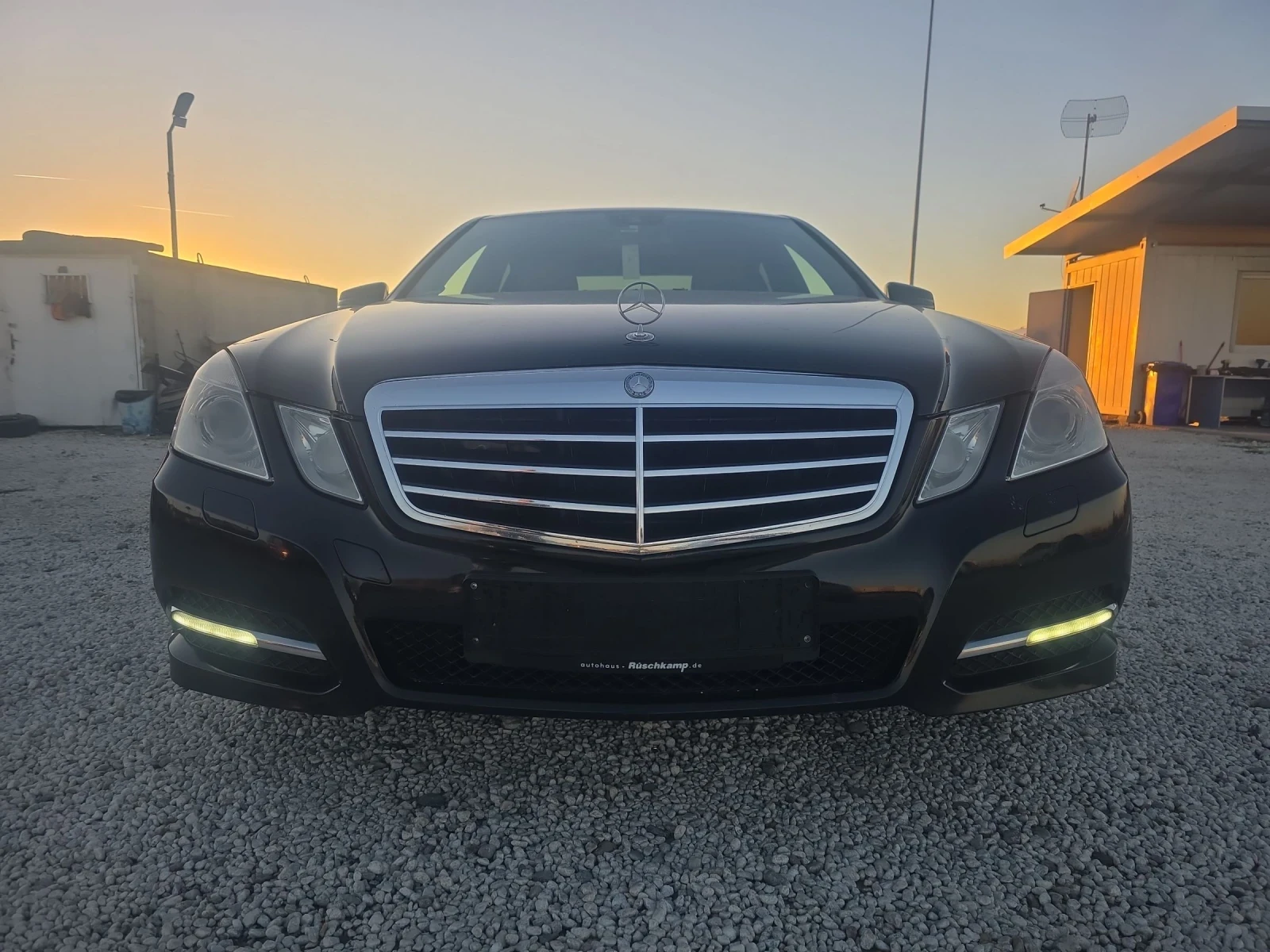 Mercedes-Benz E 350 44.Navi Koja 265ps | Mobile.bg   1