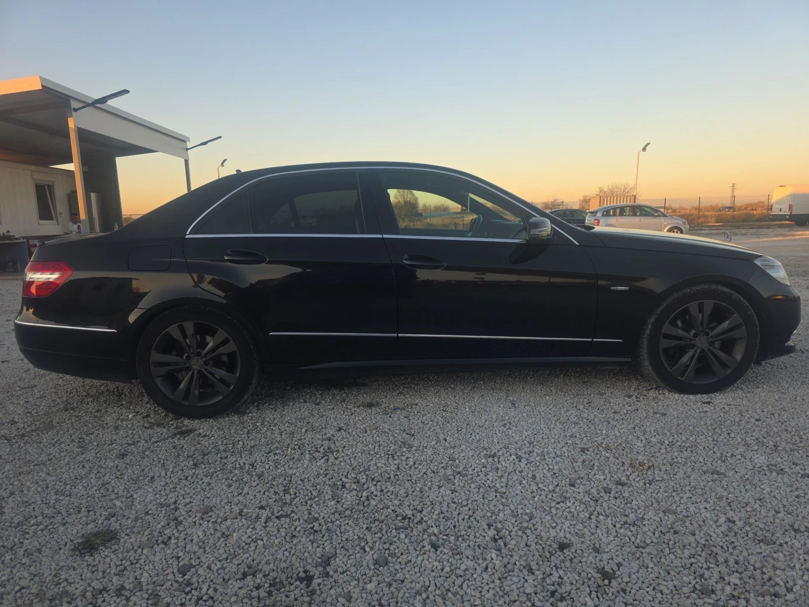 Mercedes-Benz E 350 44.Navi Koja 265ps | Mobile.bg   6