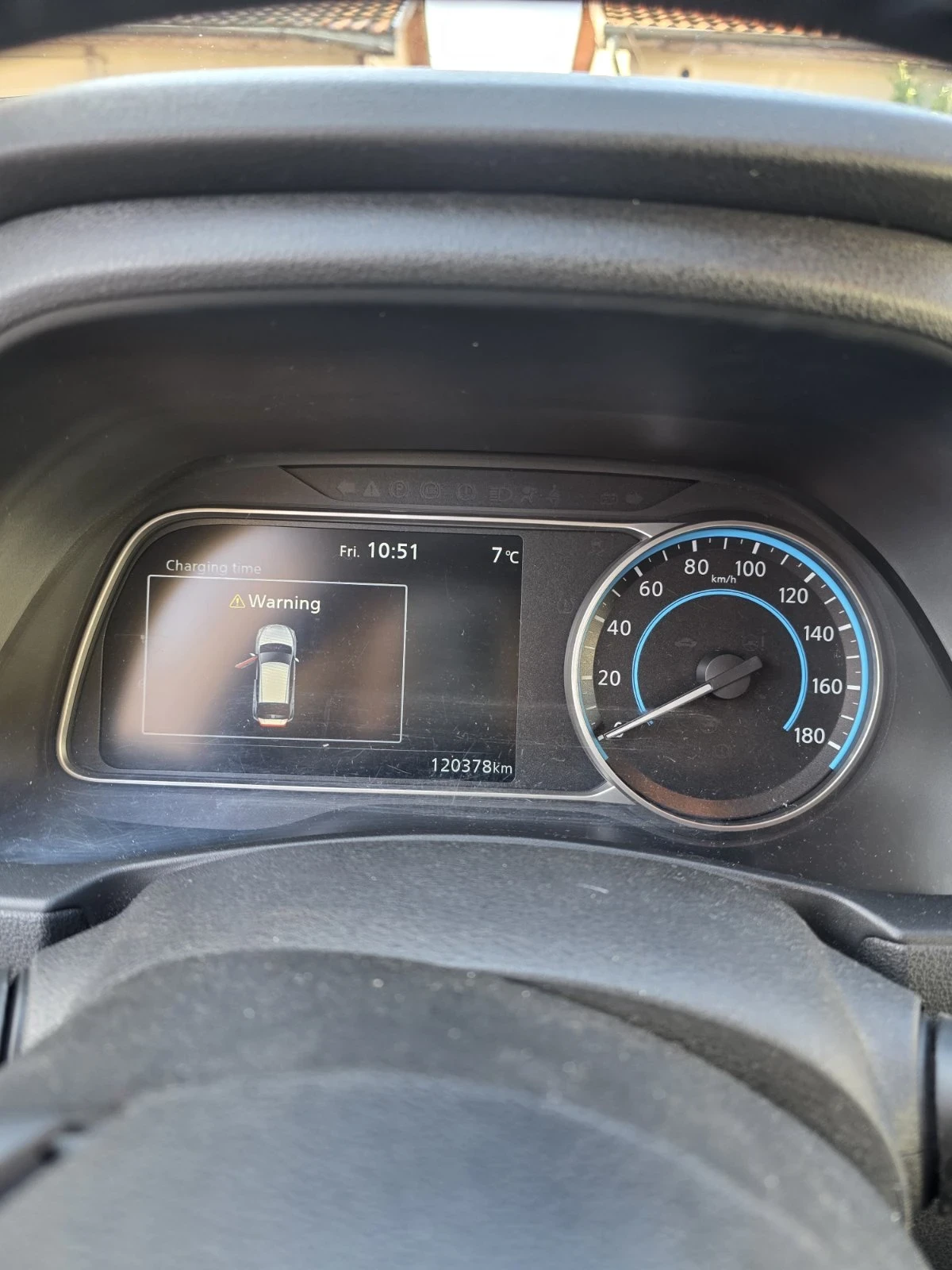 Nissan Leaf   - изображение 8