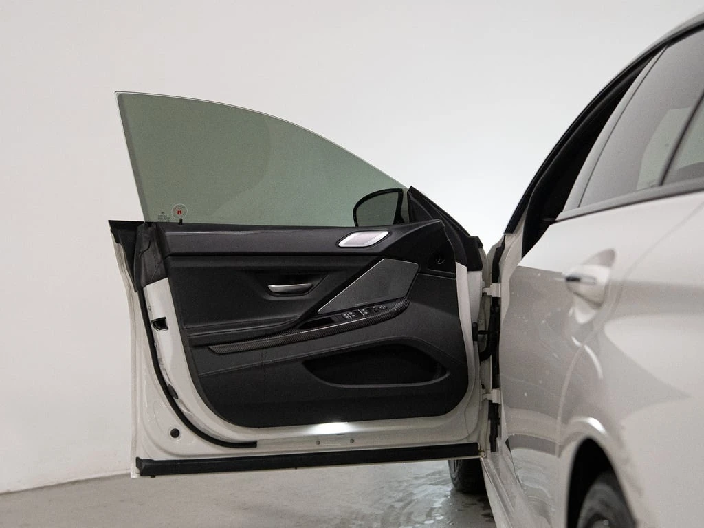 BMW M6 * GRAN COUPE | ULTIMATE PKG | B&O | HUD | 20 IN *  | Mobile.bg � ����������� 9