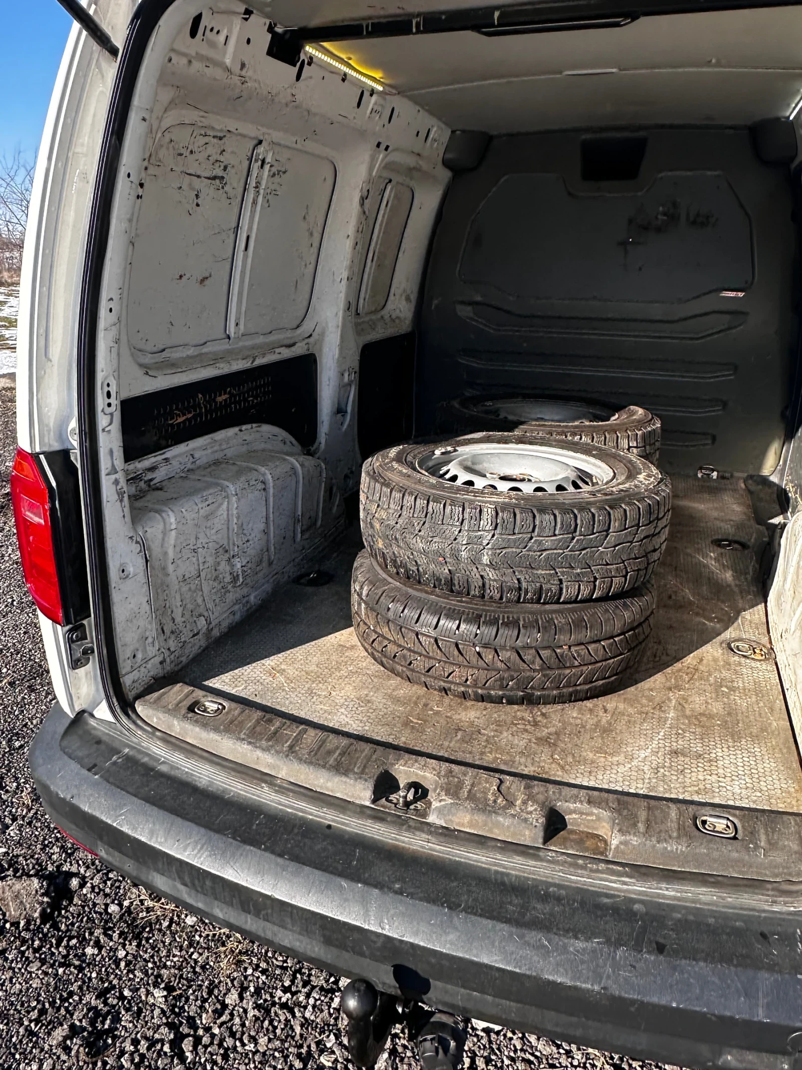 VW Caddy 2.0 TDI MAXI* NAVI* KLIMA* ПЕЧКА* CAMERA* DISTRONI - изображение 7