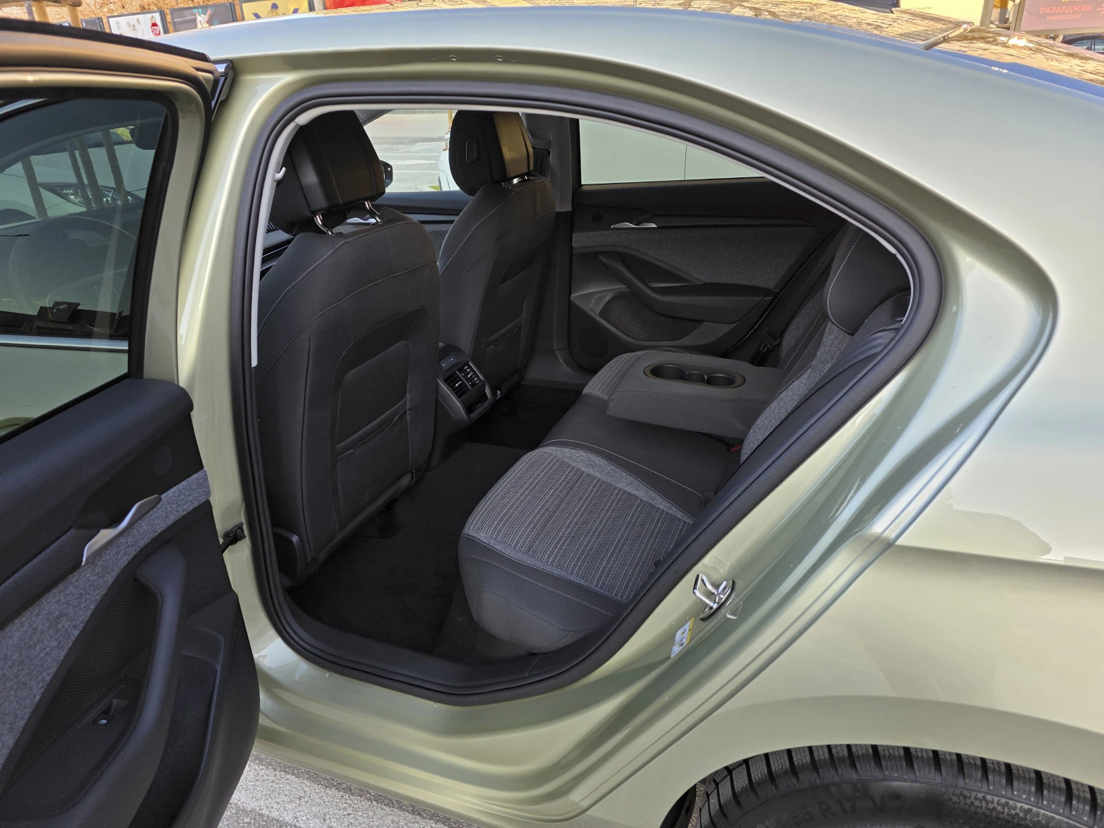 Skoda Superb 2.0TDI 193PS 4X4, снимка 8 - Автомобили и джипове - 53669946