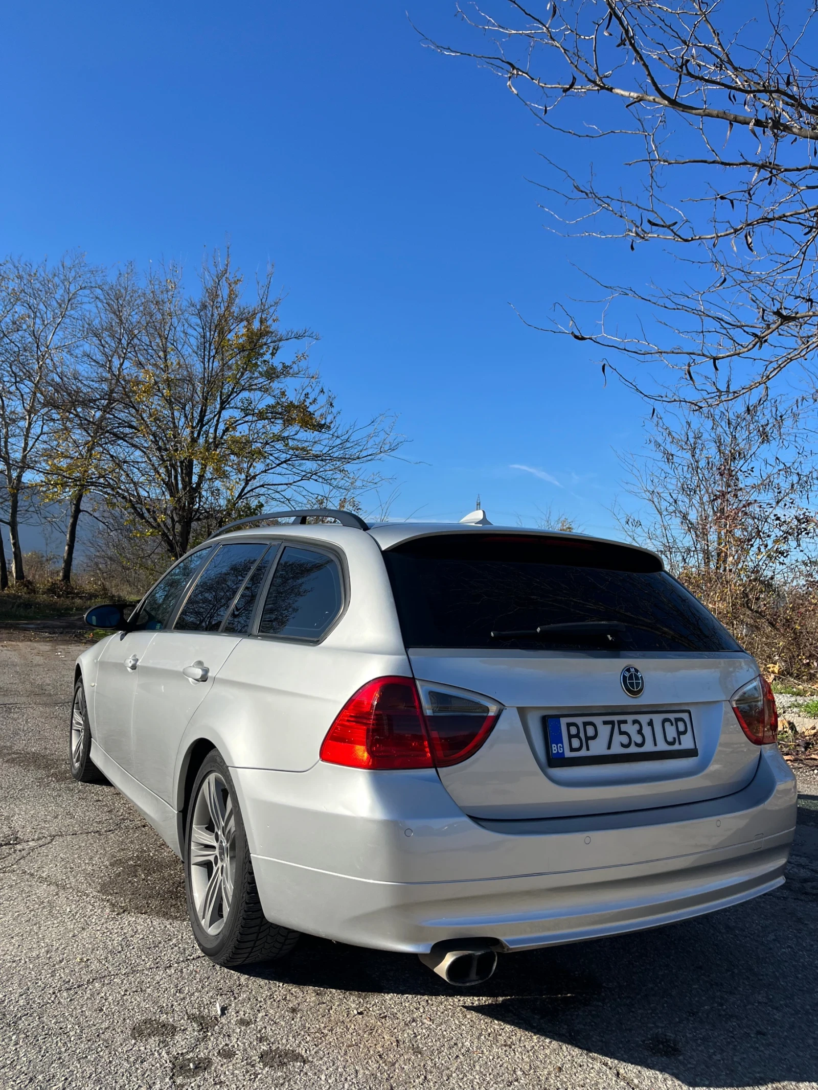 BMW 320  - изображение 6