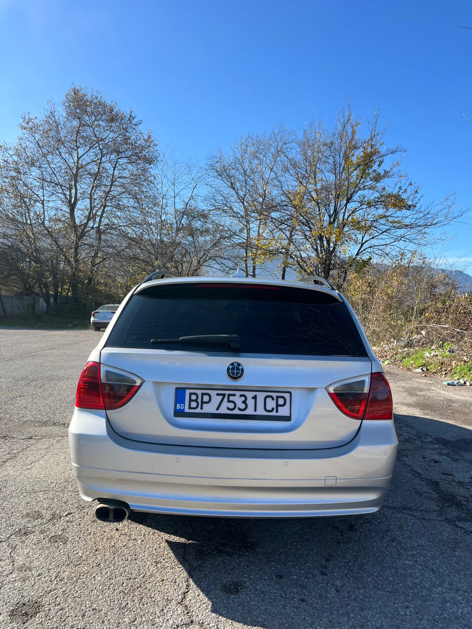 BMW 320  - изображение 4