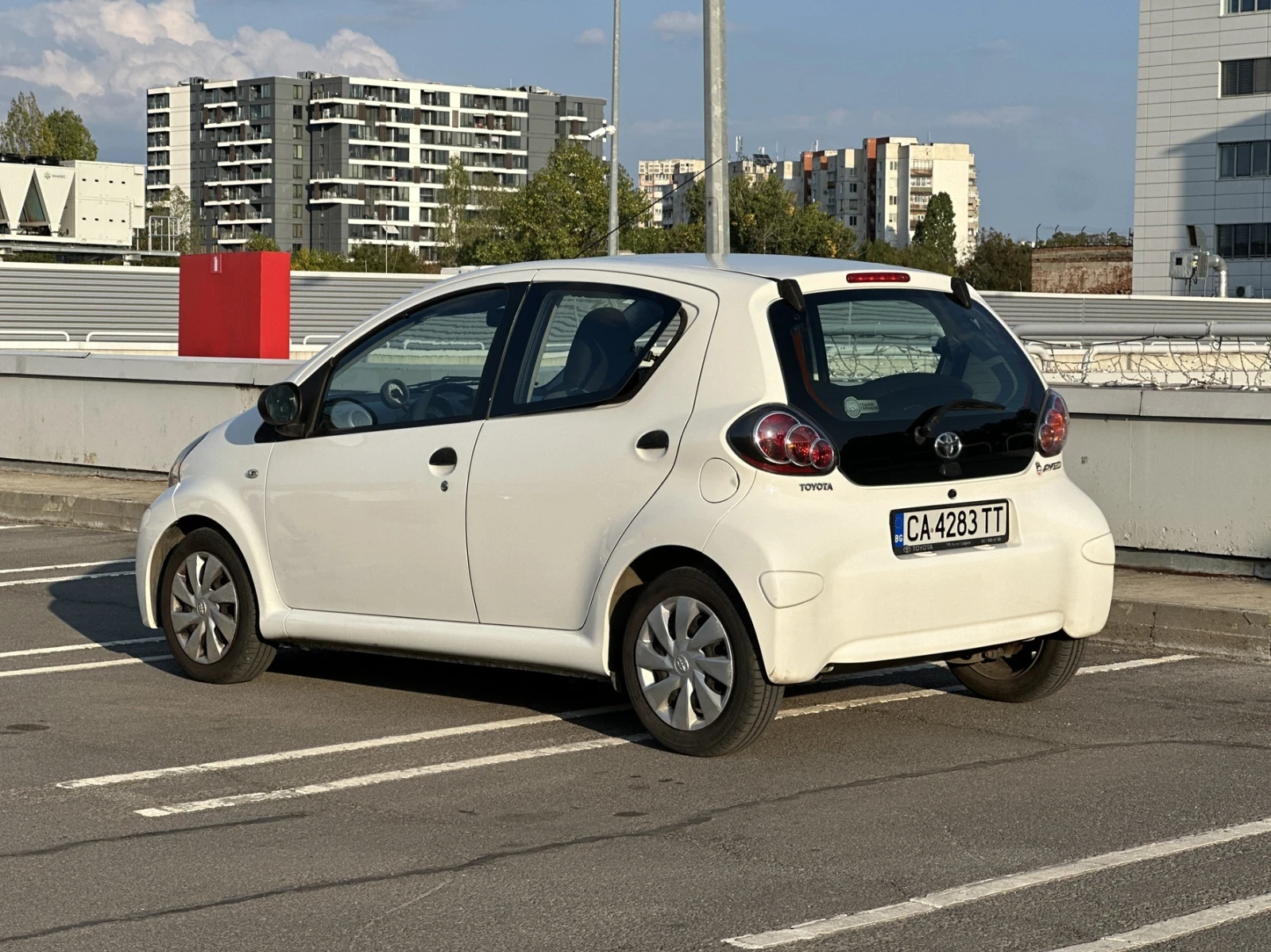 Toyota Aygo, снимка 4 - Автомобили и джипове - 53764914