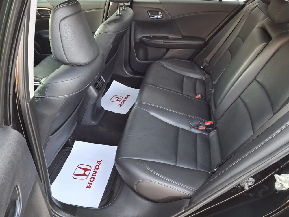 Honda Accord 3.5 i-VTEC Touring AT, снимка 15 - Автомобили и джипове - 53765755