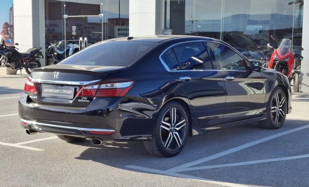 Honda Accord 3.5 i-VTEC Touring AT - изображение 6