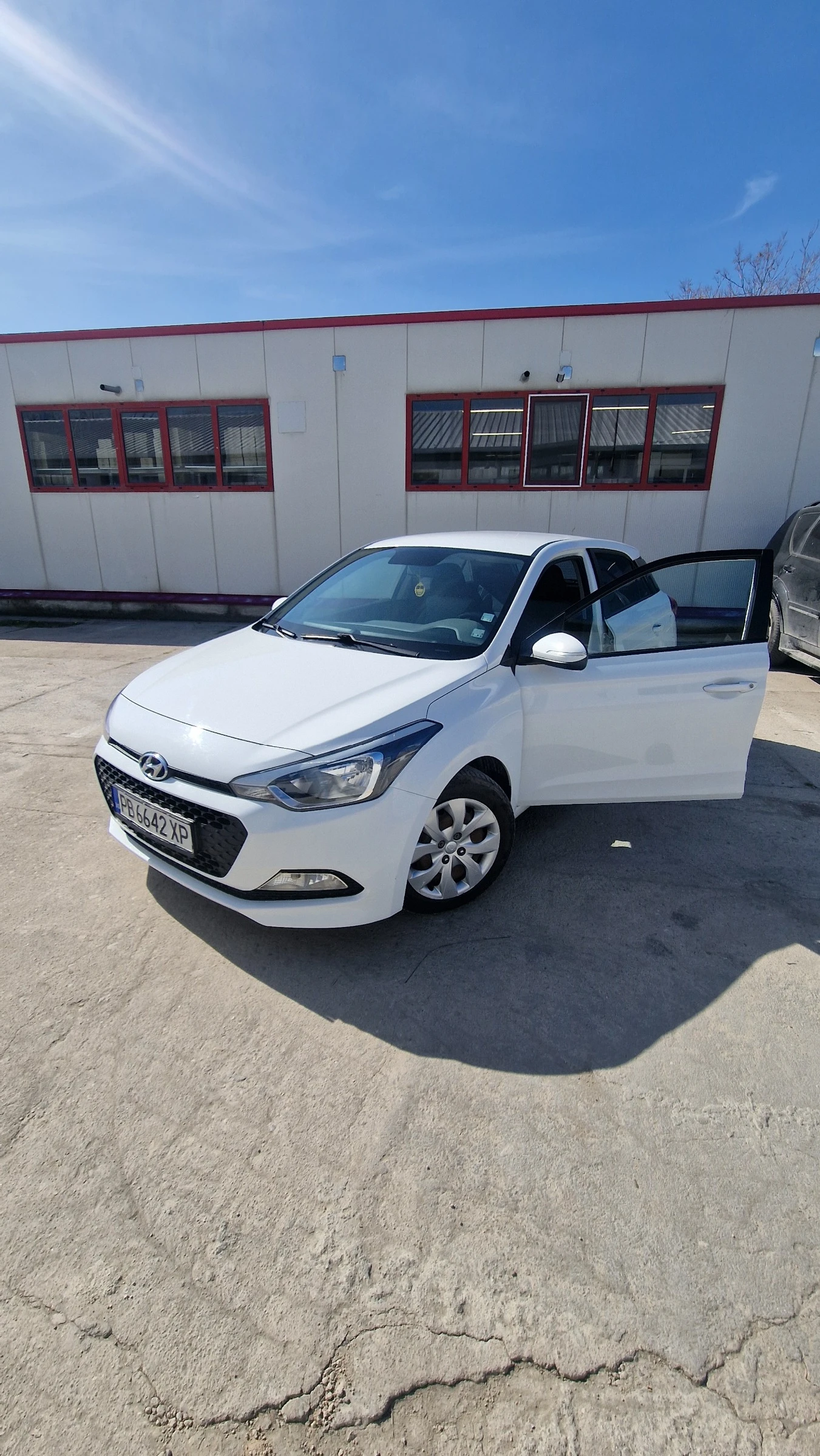 Hyundai I20, снимка 2 - Автомобили и джипове - 53826668