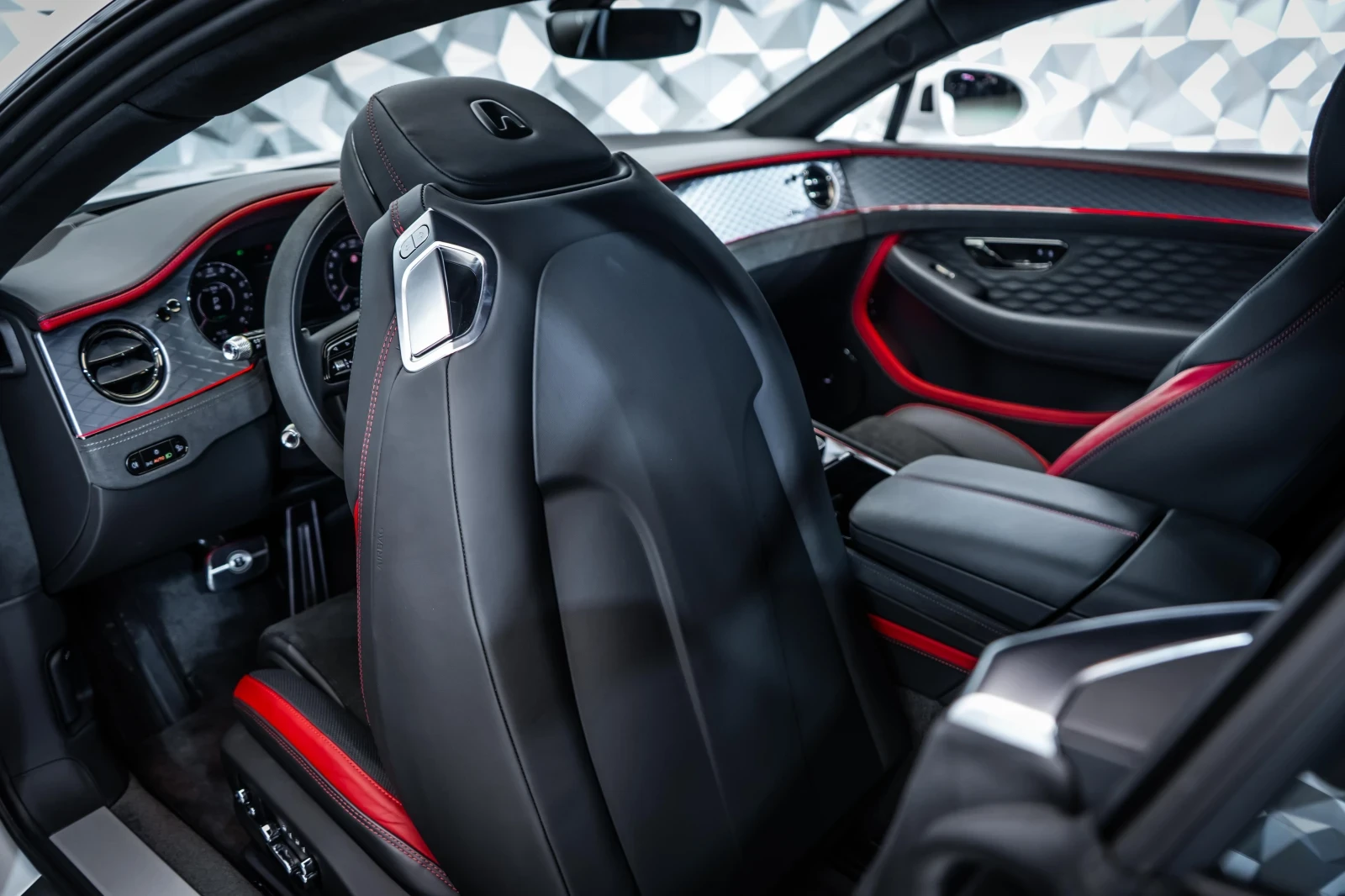 Bentley Continental gt Speed V8 Hybrid * First Edition* , снимка 10 - Автомобили и джипове - 53869188