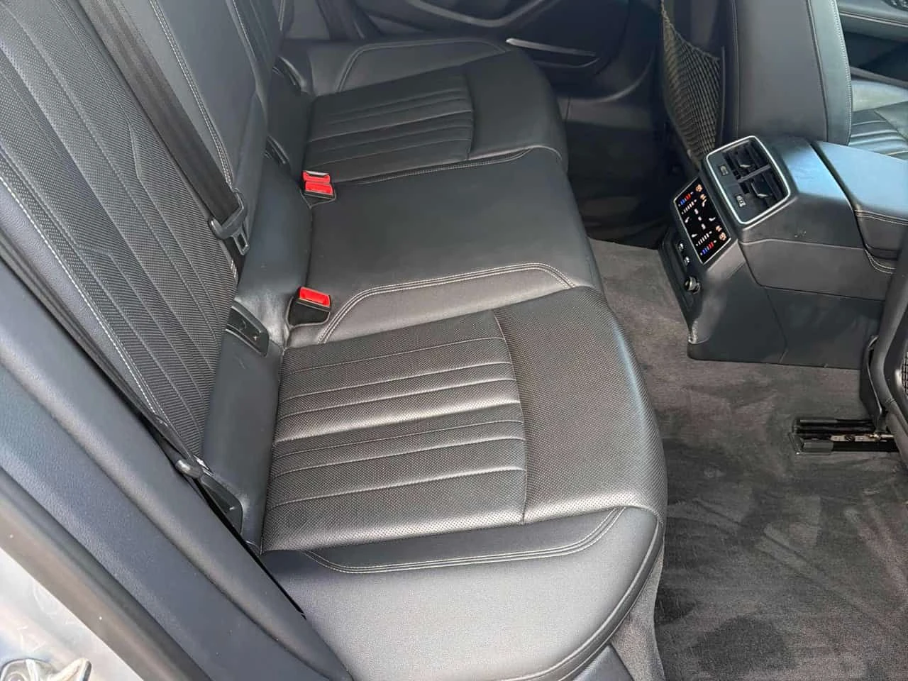 Audi A7 * Technik * ДИСТРОНИК * 360 КАМЕРА * ОБДУХВАНЕ * , снимка 15 - Автомобили и джипове - 54166279