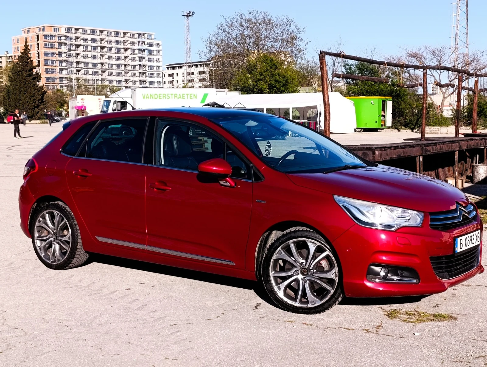 Citroen C4 1.6 THP EGS EXCLUSiVE, снимка 10 - Автомобили и джипове - 54211157