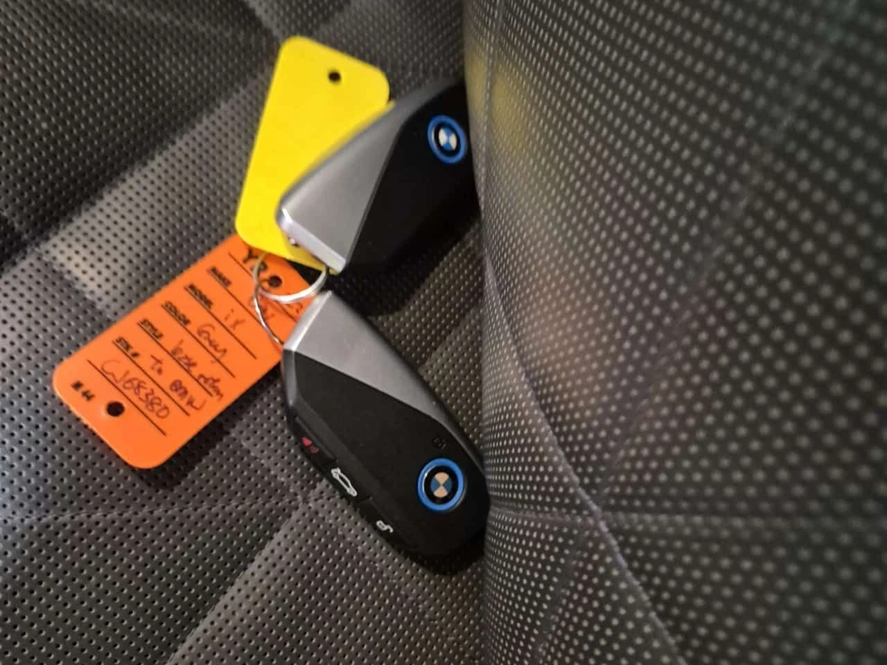 BMW iX XDRIVE50| SWAROWSKI| HUD| HARMAN KARDON| 2 ����� | Mobile.bg � ����������� 17