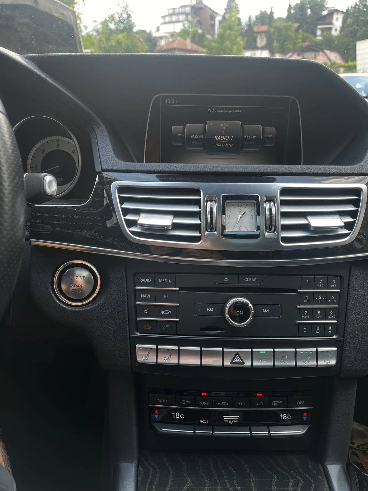 Mercedes-Benz E 350 4Х4, снимка 9 - Автомобили и джипове - 54450859