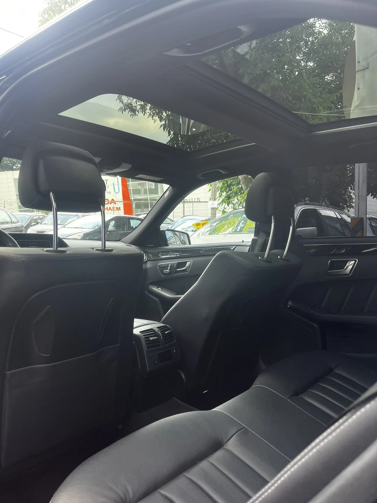 Mercedes-Benz E 350 4Х4, снимка 11 - Автомобили и джипове - 54450859