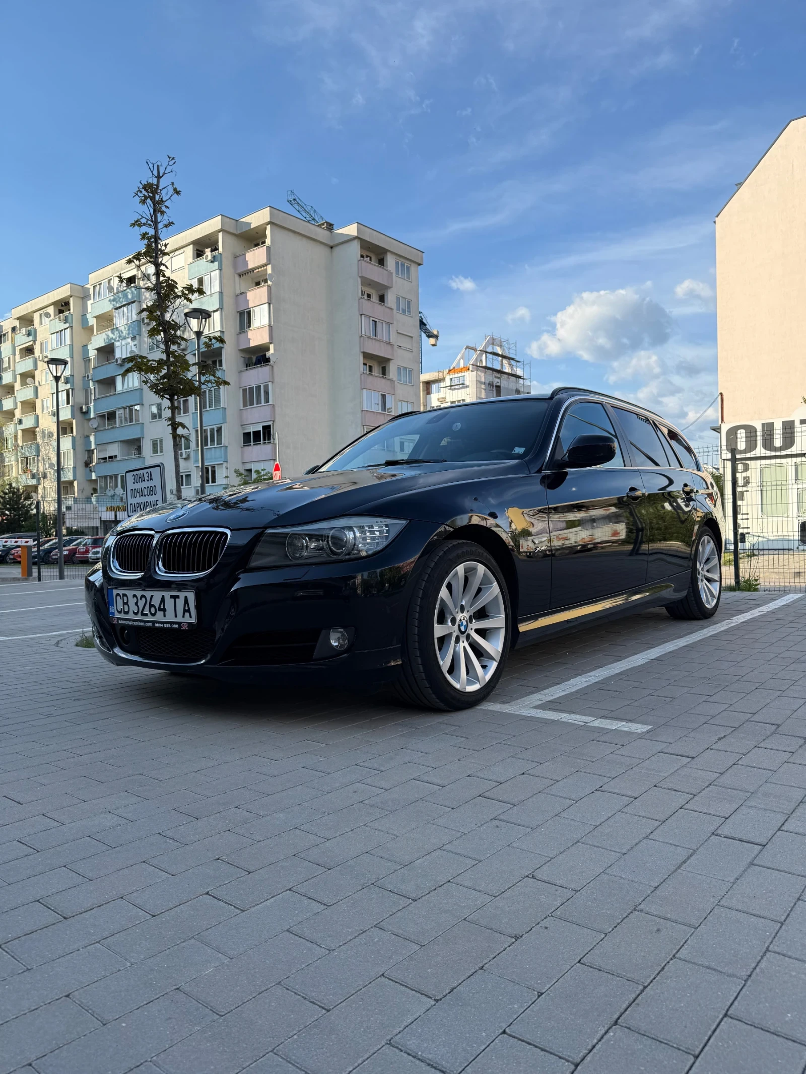 BMW 330, снимка 2 - Автомобили и джипове - 54496795