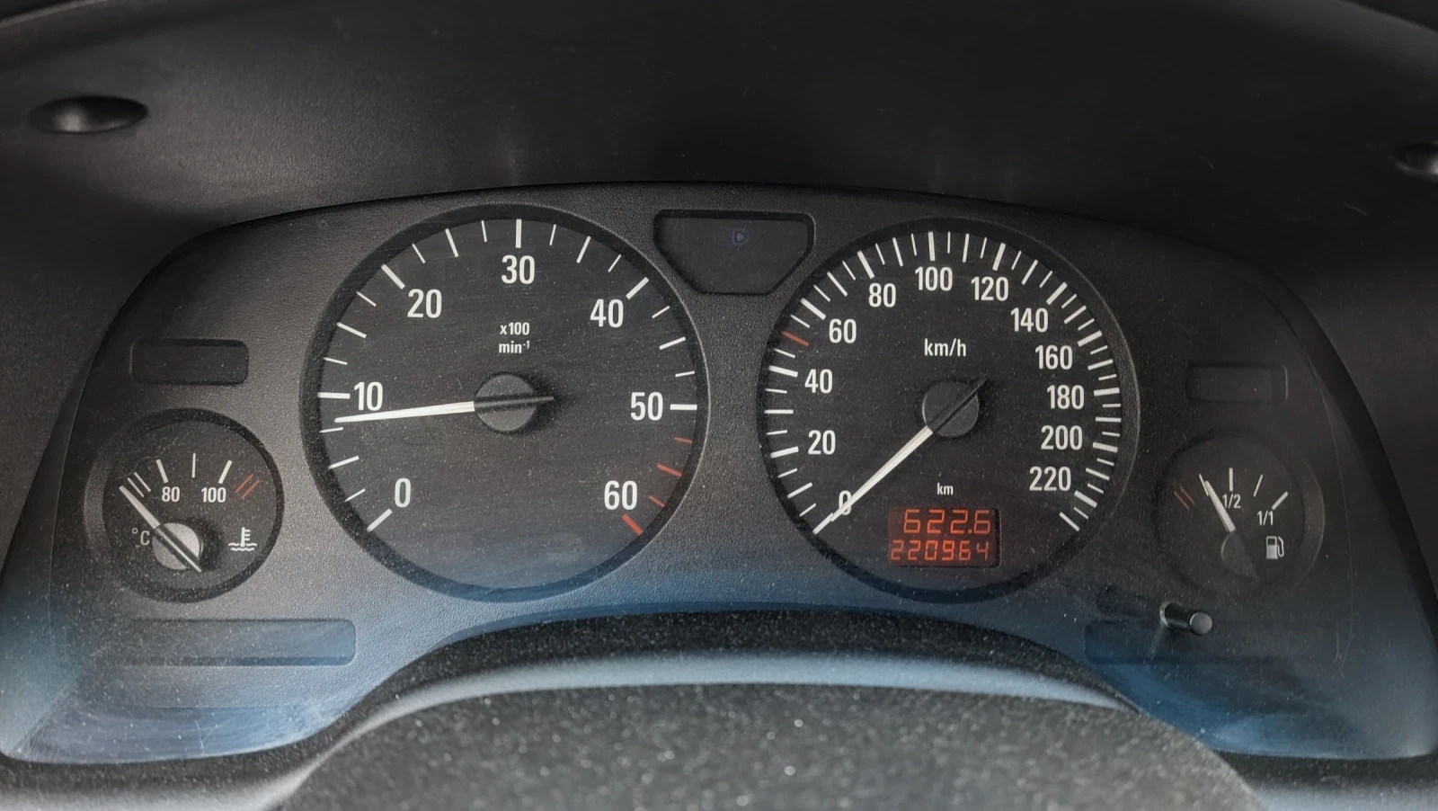 Opel Astra, снимка 2 - Автомобили и джипове - 54579319