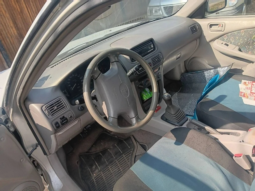 Toyota Corolla, снимка 2 - Автомобили и джипове - 54904123