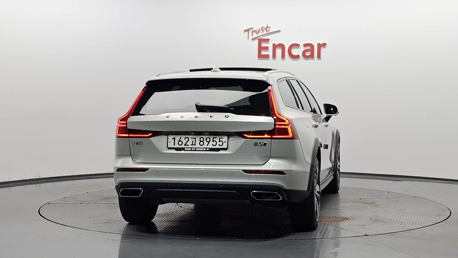 Volvo V60 B5 PRO AUTOGEORGE.COM, снимка 4 - Автомобили и джипове - 55121663