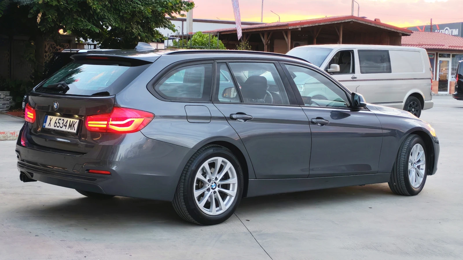 BMW 320 xd, снимка 6 - Автомобили и джипове - 55476335