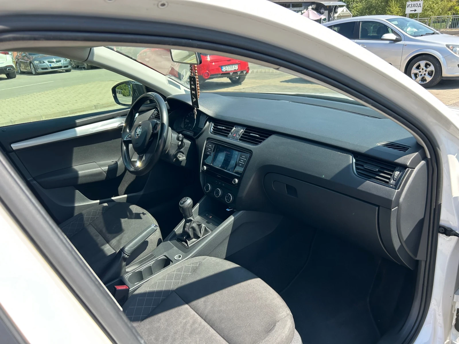 Skoda Octavia Skoda Octavia 1.6 TDI, снимка 7 - Автомобили и джипове - 55652254
