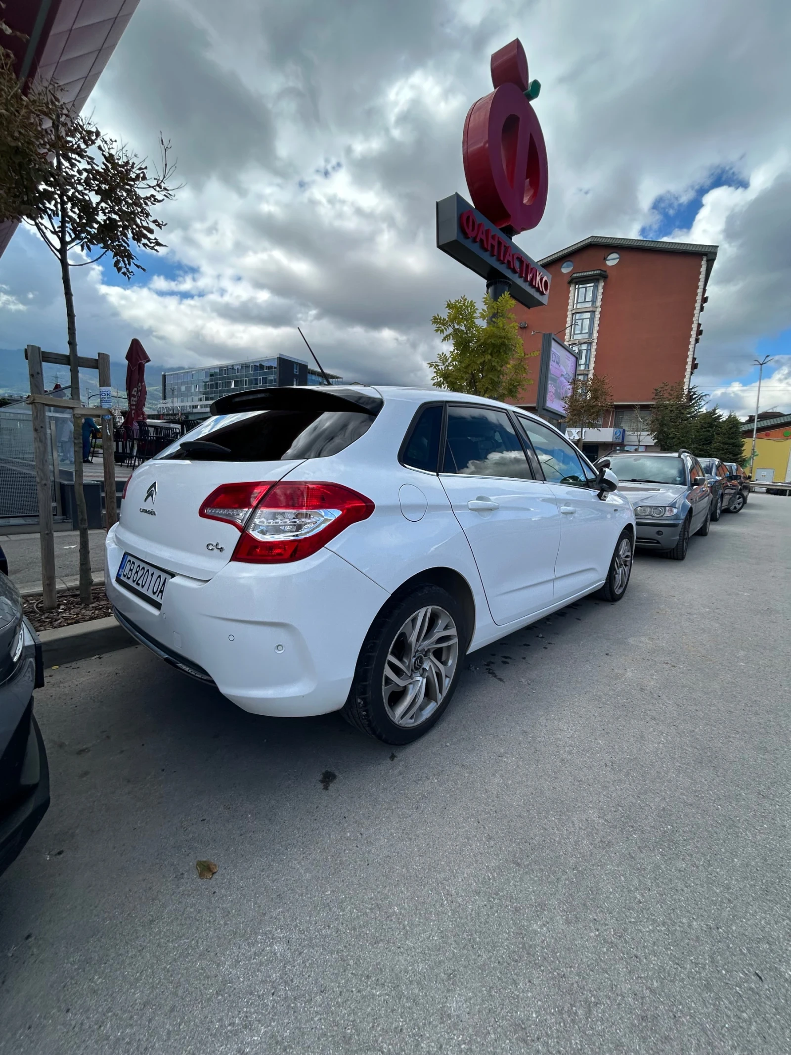 Citroen C4 1.6 HDI, снимка 4 - Автомобили и джипове - 56242702