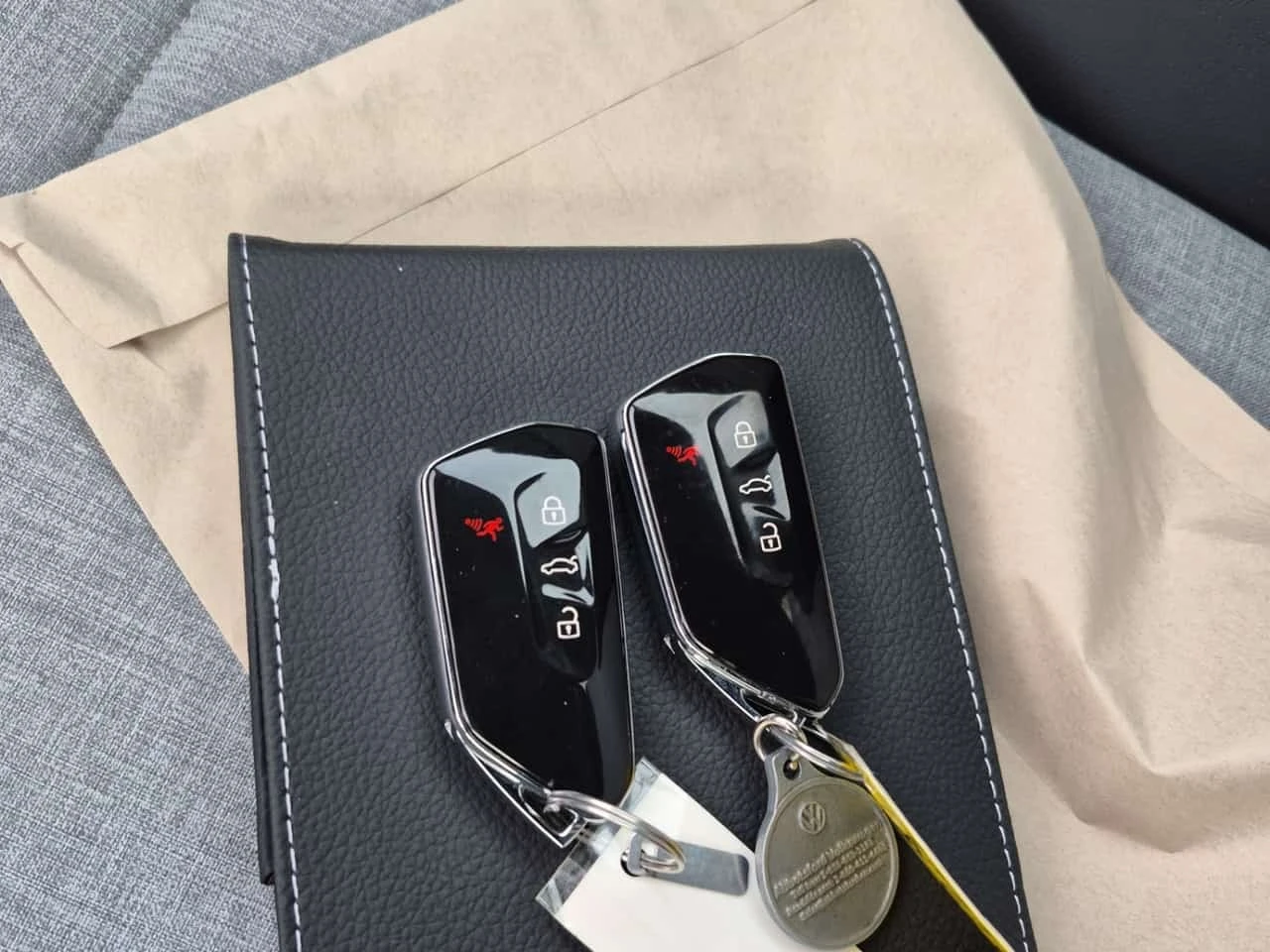 VW ID.4 * PRO * CARFAX * Един собственик * От VW * , снимка 10 - Автомобили и джипове - 56255734