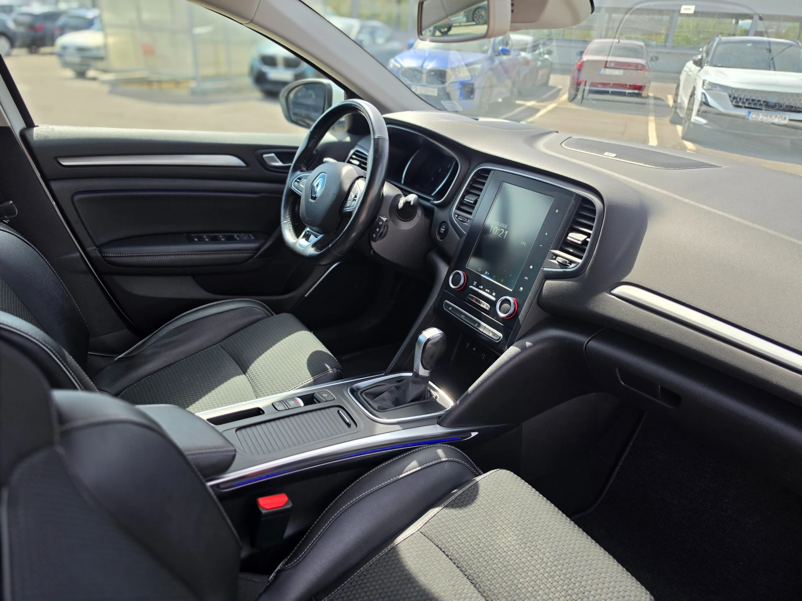 Renault Megane, снимка 6 - Автомобили и джипове - 56272102