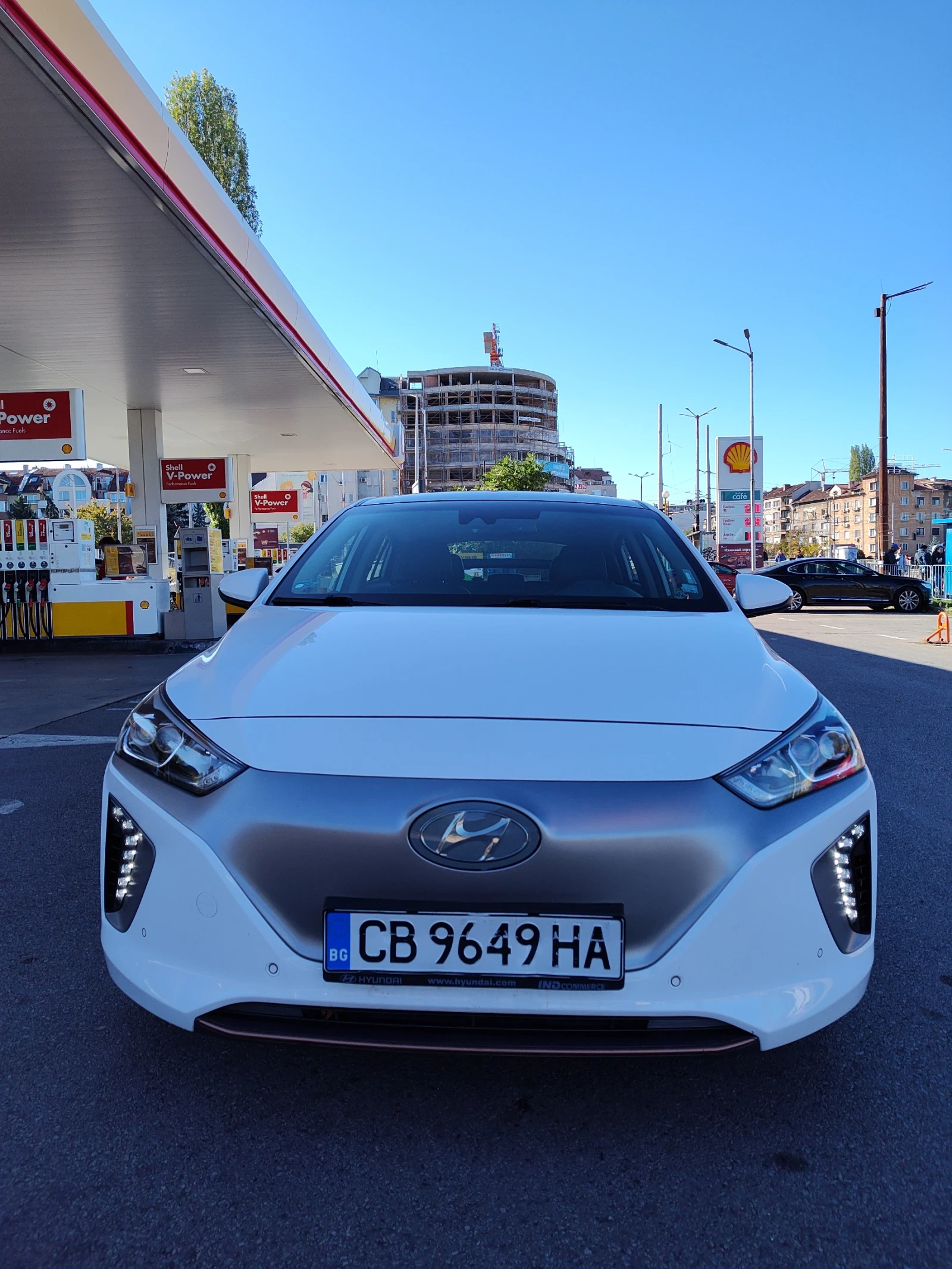 Hyundai Ioniq, снимка 2 - Автомобили и джипове - 56603743