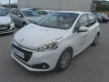 Peugeot 208 1.2, снимка 2