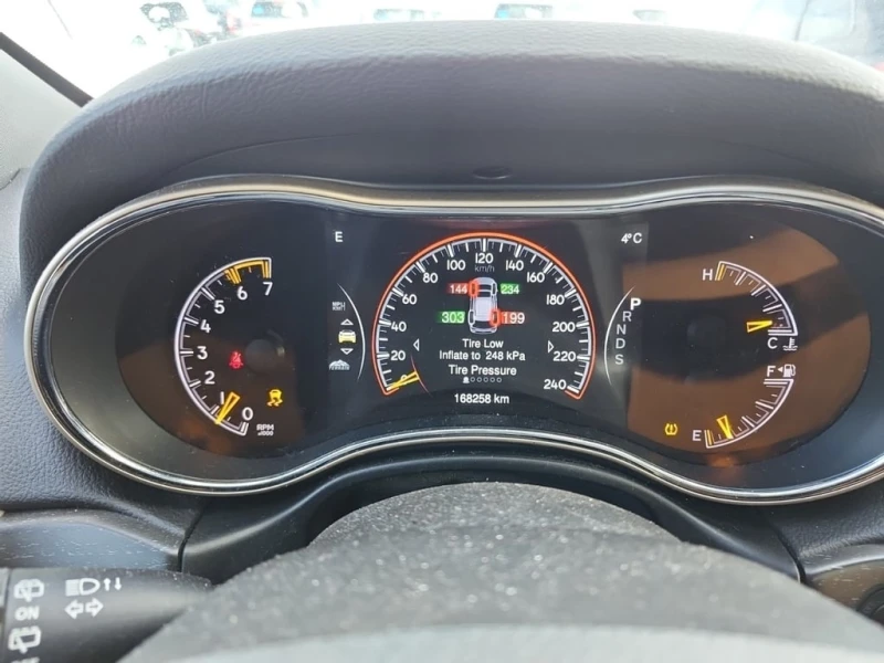 Jeep Grand cherokee 2015 LIMITED 5.7 * БЕЗ ПЪРВОНАЧАЛНА ВНОСKA* , снимка 8 - Автомобили и джипове - 52722639