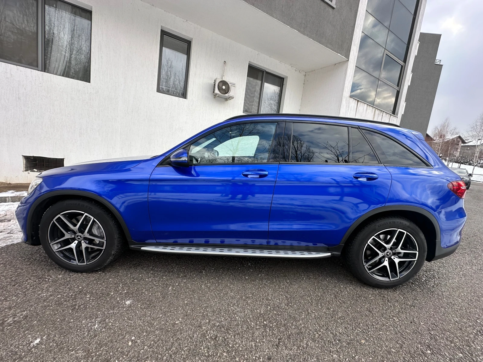 Mercedes-Benz GLC 350 AMG OPTIC / 4 MATIC  - изображение 4